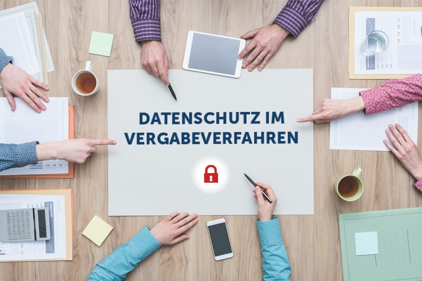 Personen am Tisch bearbeiten Datenschutz im Vergabeverfahren