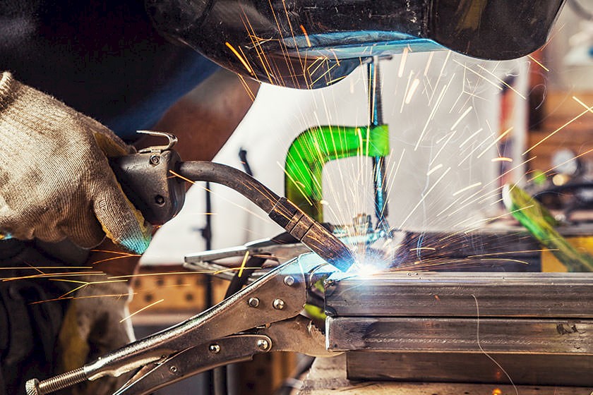 Aufträge für Stahlbau, Metallbau & Schweißarbeiten