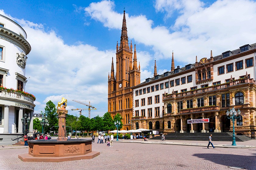 Schlossplatz in Wiesbaden