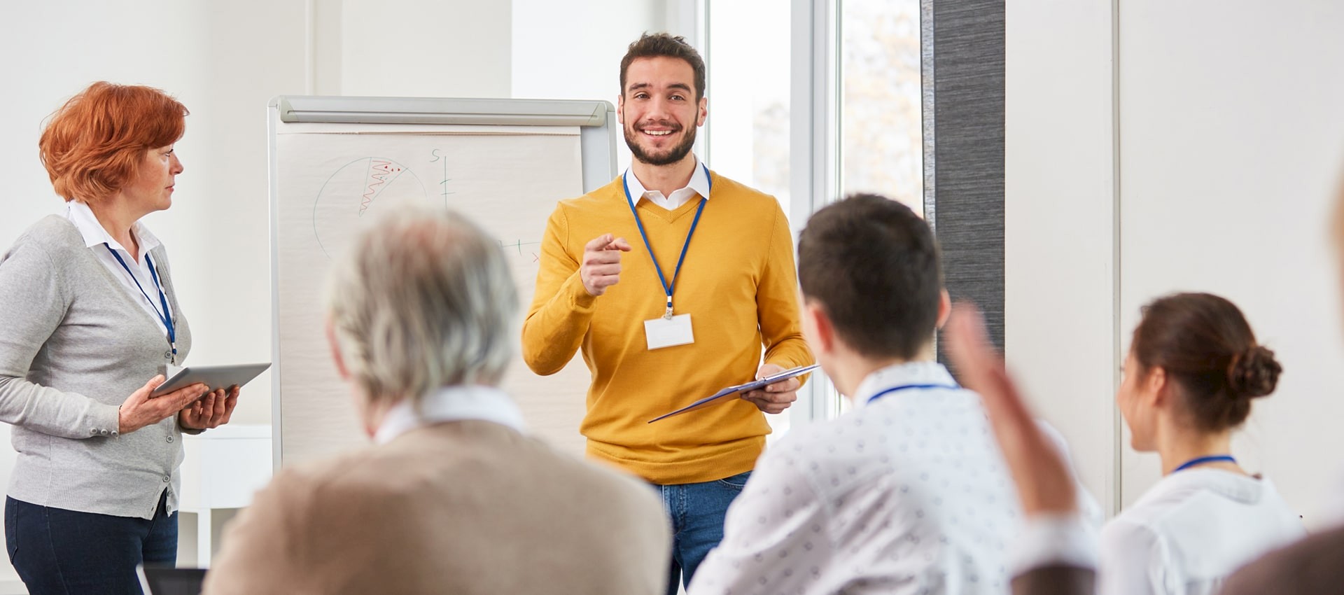 Personen bei einem ibau Xplorer Fresh-up Training
